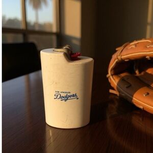 Dodgers White Lighter
